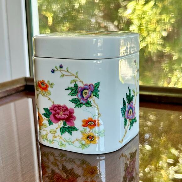 Vintage Takahashi Porcelain Square Trinket Box – San Francisco Design - Picture 1 of 14